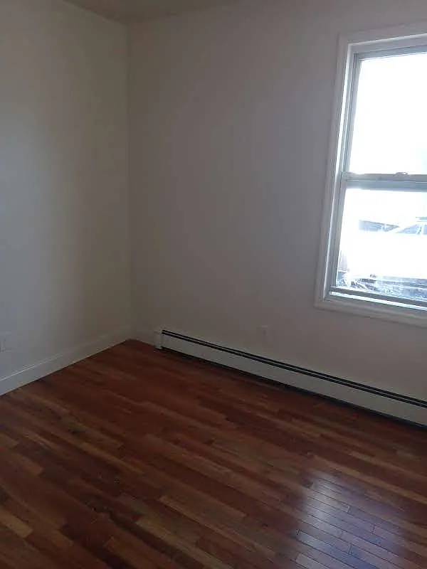 Building Photo - 139 Webster Ave #3F