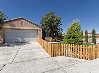 13812 Mesa View Dr, Victorville, CA 92392