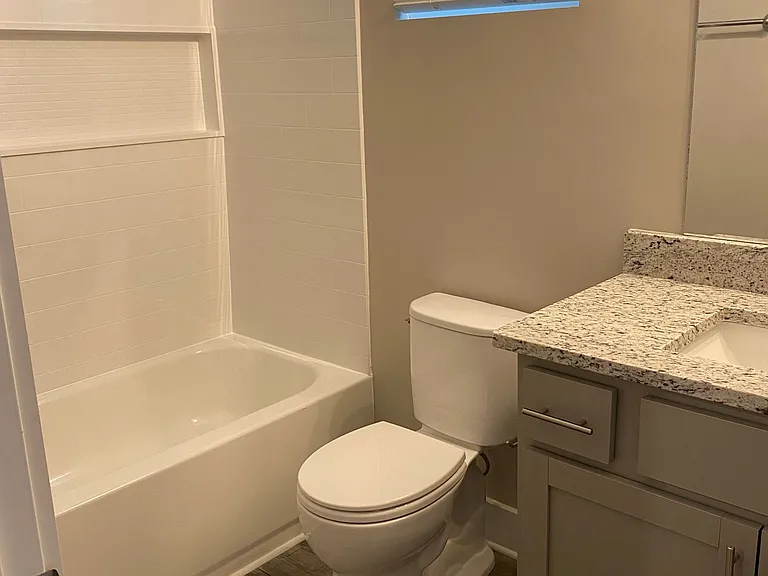 2510 Duncan Ave — Photo 5