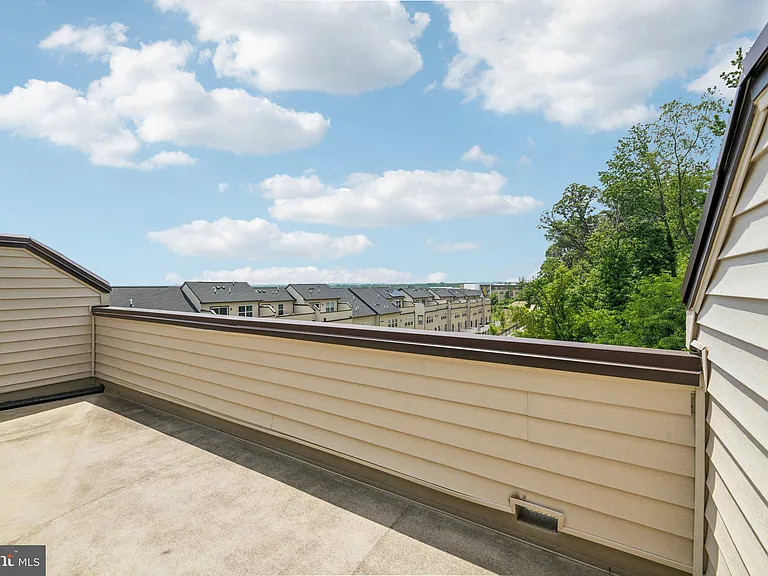 7202 Mountaineer Dr — Photo 32