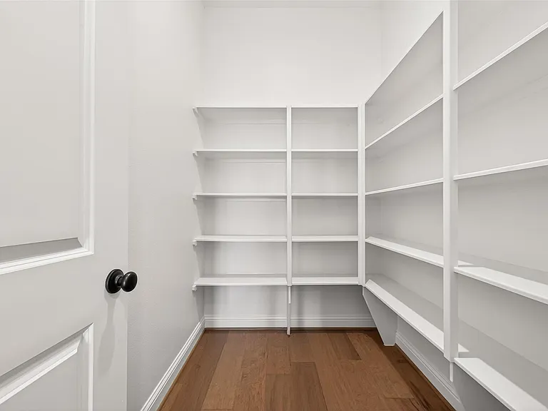 1635 Delta Oaks Dr — Photo 19