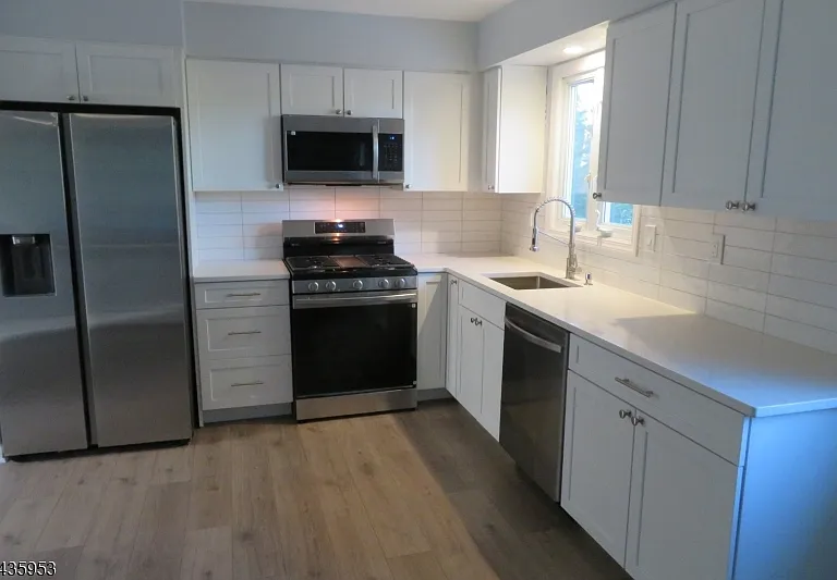 25 Storms Ave #B — Photo 10
