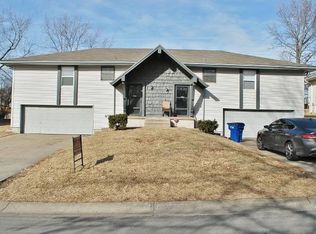 1605 SW Sunset Ave, Blue Springs, MO 64015
