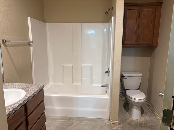 Master Bath_10172025