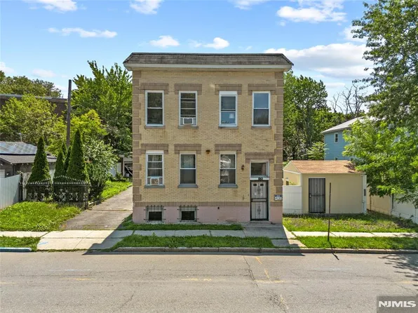 89 Tremont Ave, East Orange, NJ 07018