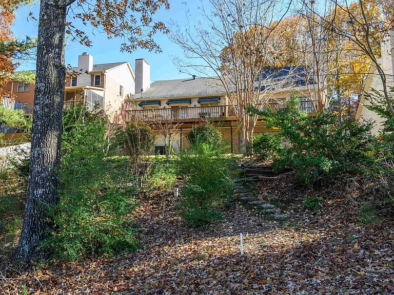 3036 Old Stone Dr — Photo 32