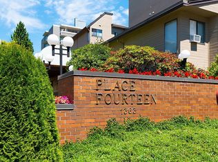 1363 Clyde Ave #410, West Vancouver, BC V7T 2W9