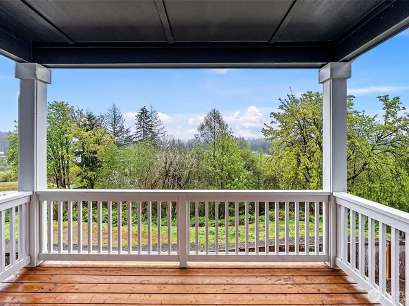 10432 Treasure Drive NW, Silverdale, WA 98383