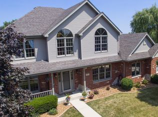 805 Chaffee Ln, New Lenox, IL 60451