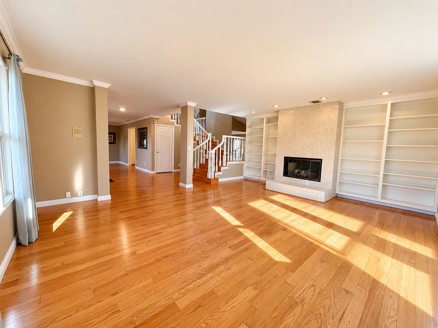 4 bed, 3135 sqft, $6,800 — Photo 4