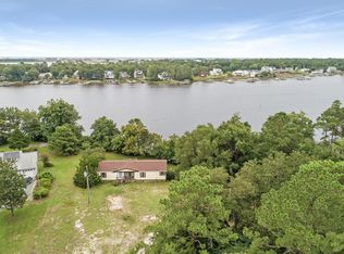 145 Riley Lewis Rd, Sneads Ferry, NC 28460