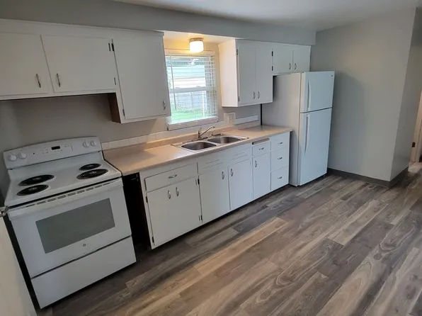 413 S Railroad St, 413 S Railroad St #413, Kimberly, WI 54136