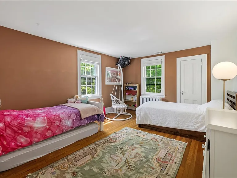 80 Glenwood Rd — Photo 14
