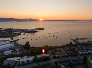 1002 11th St APT 10, Bellingham, WA 98225