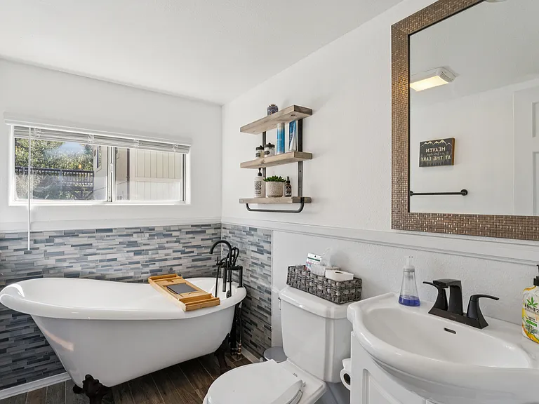 1171 N Grass Valley Rd — Photo 9