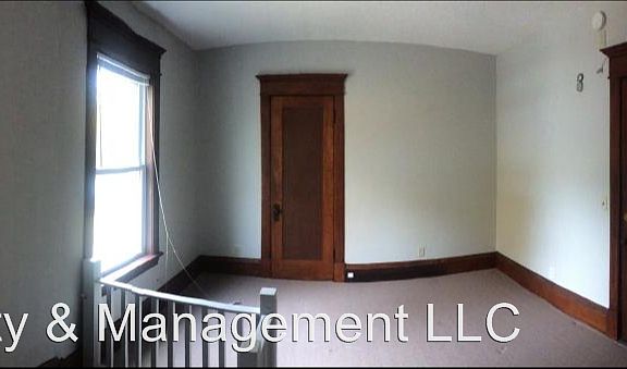 3rd image of 420 Herschel St APT 1