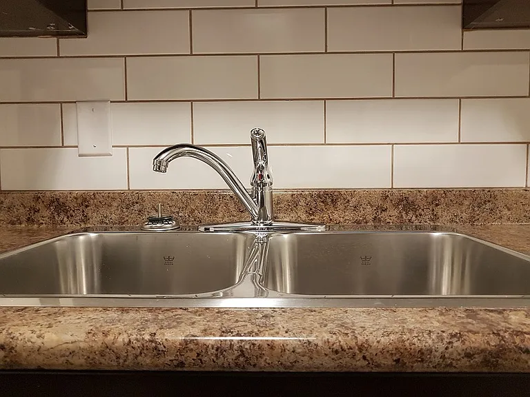 456 Langevin St #321 — Photo 6