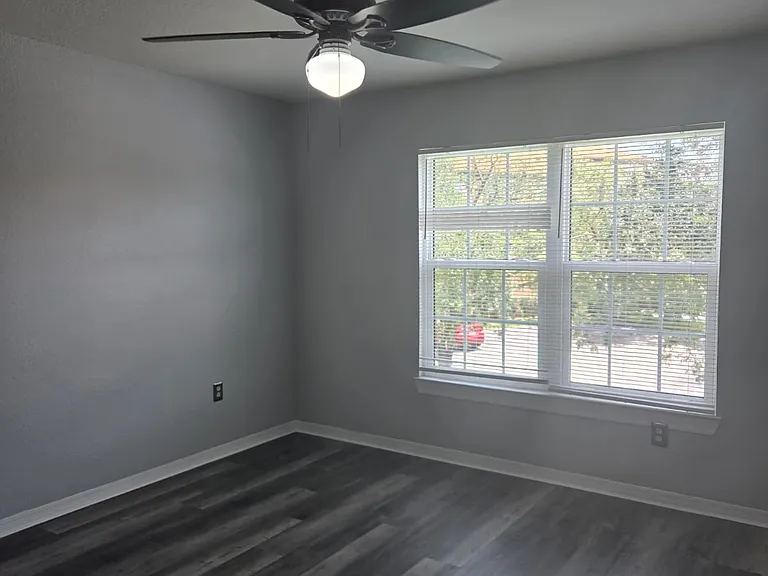 5467 Vineland Rd #6214 — Photo 24