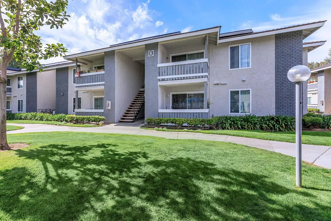The Newport Apartments — Photo 2