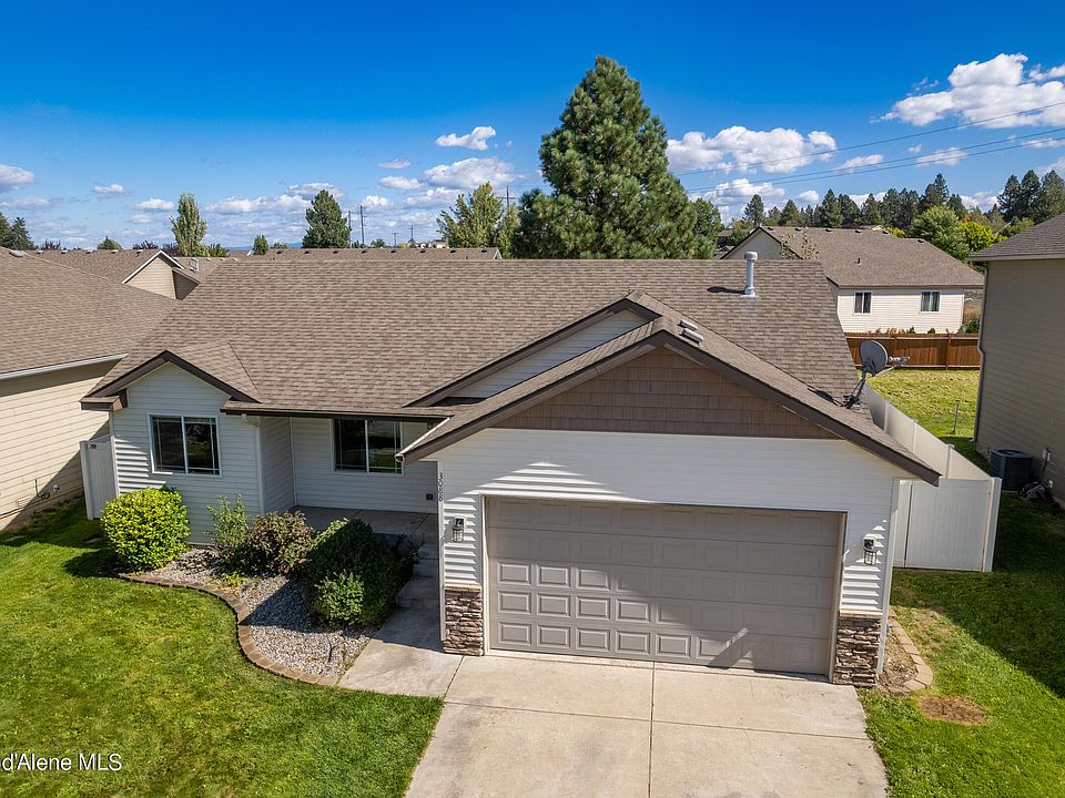 1st image of 3088 N Florence Ct