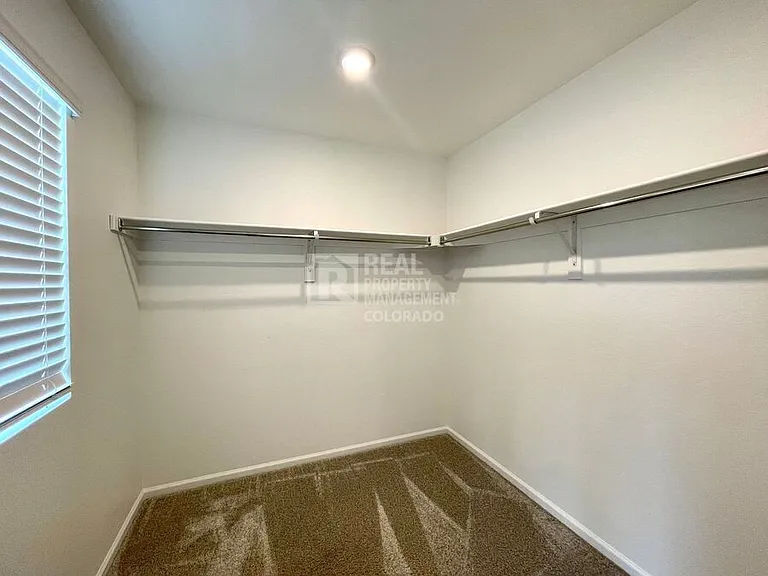 11441 Booth Falls Ct — Photo 17