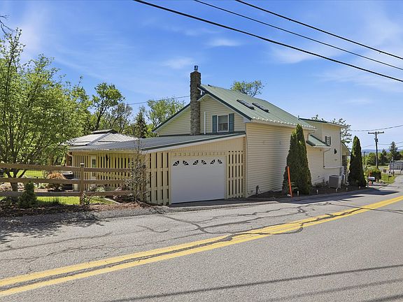 5th image of 216 Aughwick Rd
