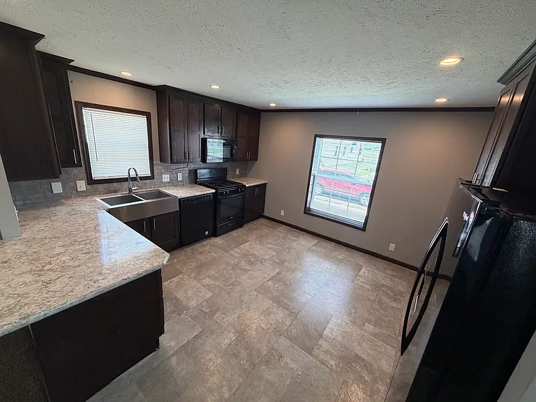 Kimberly Estates — Photo 21