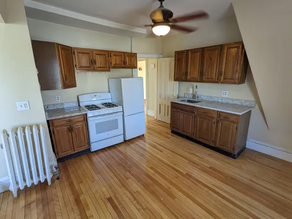 Day Ave, 10 Day Ave, Westfield, MA 01085