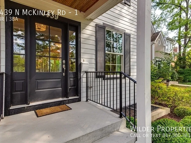 1439 N McKinley Rd #1 — Photo 2