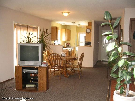 4th image of 60 Vista Ave