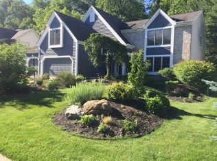 909 Bryn Mawr Dr, Columbus, OH 43230