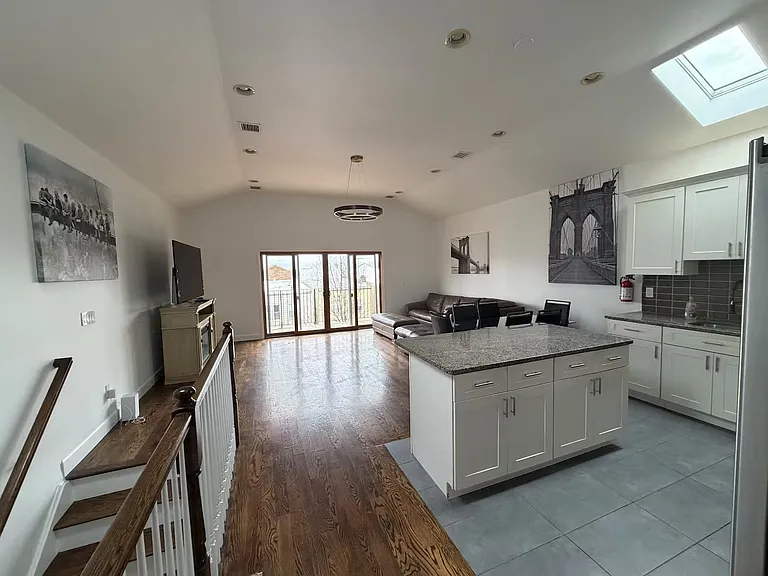 192 Arlington Ave #2A — Photo 17