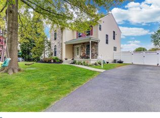 901 Fairview Rd, Swarthmore, PA 19081