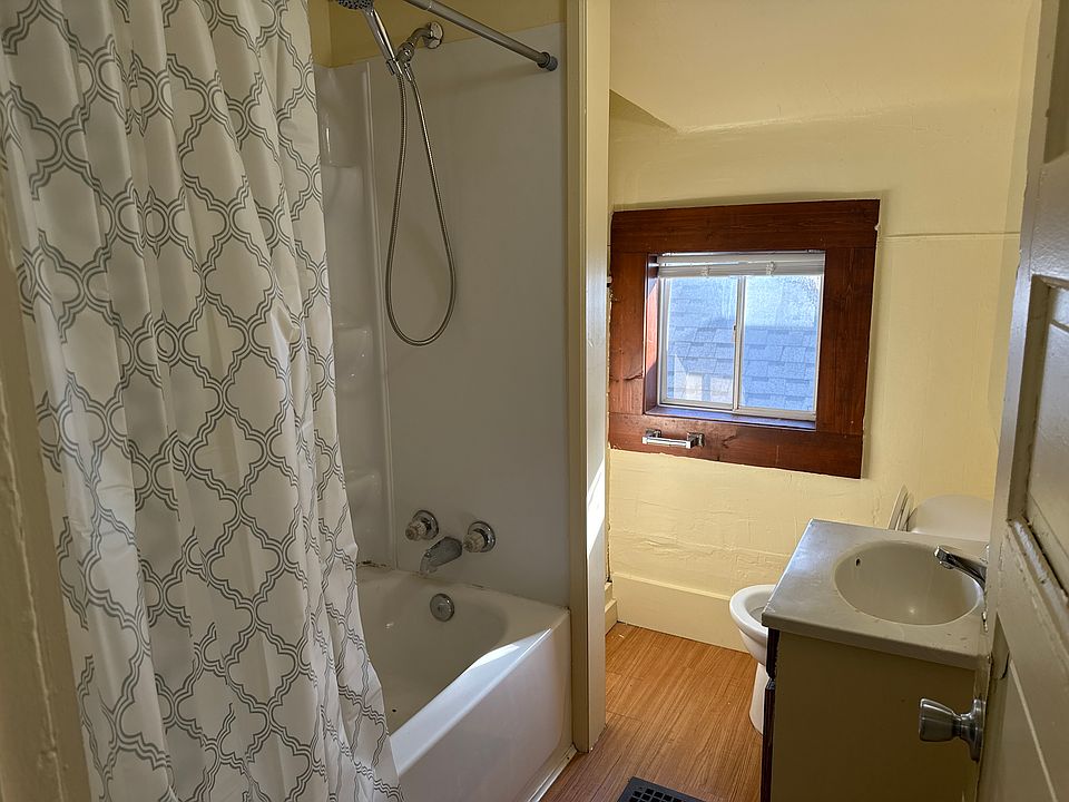 1st image of 2116 S Magnolia St #1