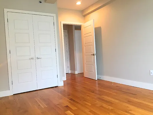 Rented by EXR | media 17