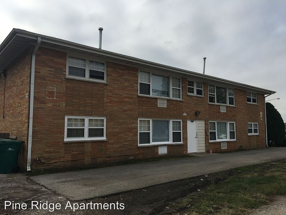 1st image of 1012 Parkwood Dr APT 2W