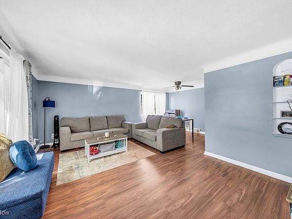 2nd image of 5610-5612 Warwick Dr