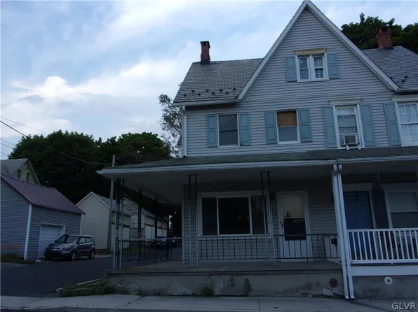 220 C St, Pen Argyl, PA 18072