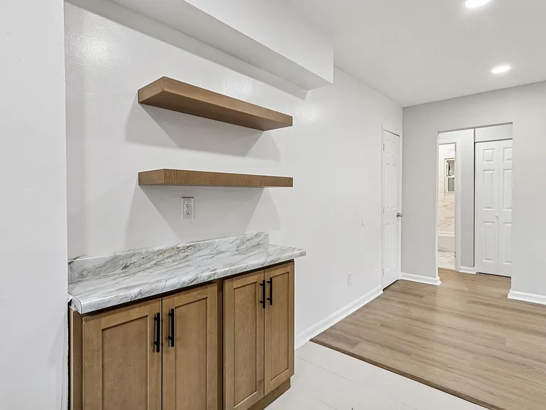 Galloway Court Apartments — Photo 55
