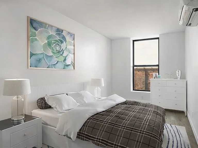 717 Manhattan Ave #3A — Photo 4