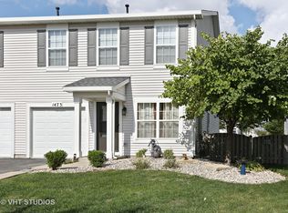 1473 Red Top Ln, Minooka, IL 60447