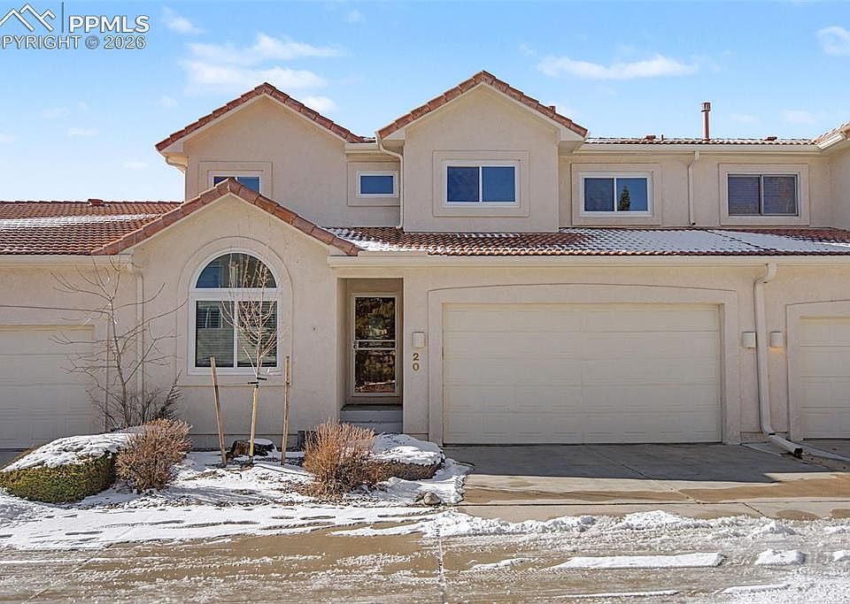 1st image of 20 Luxury Ln
