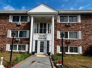 401 SE 10th St, Grand Rapids, MN 55744