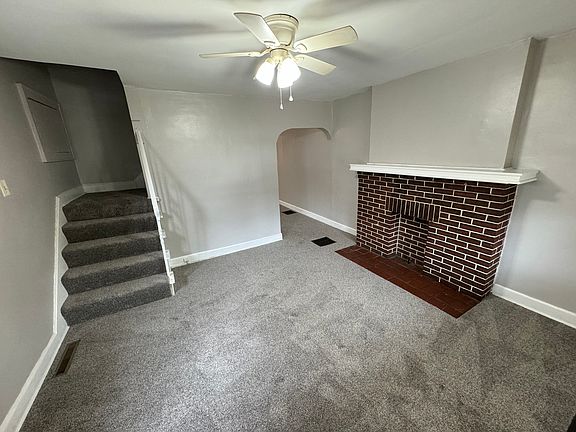 2nd image of 661 Hanford St