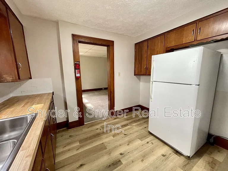 139-141 Wadsworth Ave — Photo 3