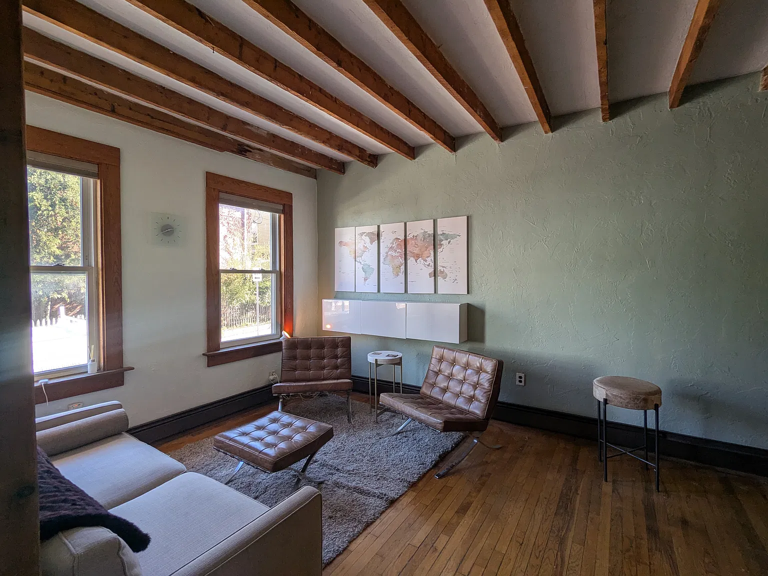 2 bed, 1017 sqft, $3,700 — Photo 3