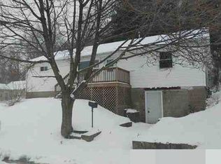 1710 Hay Ave, Coshocton, OH 43812