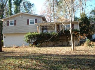 660 Larkwood Dr, Tunnel Hill, GA 30755