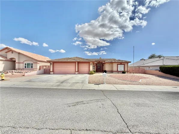 3551 E Vineyard Dr N, Pahrump, NV 89048