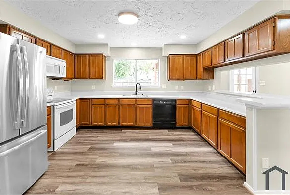 10311 Blue Oak Dr — Photo 12